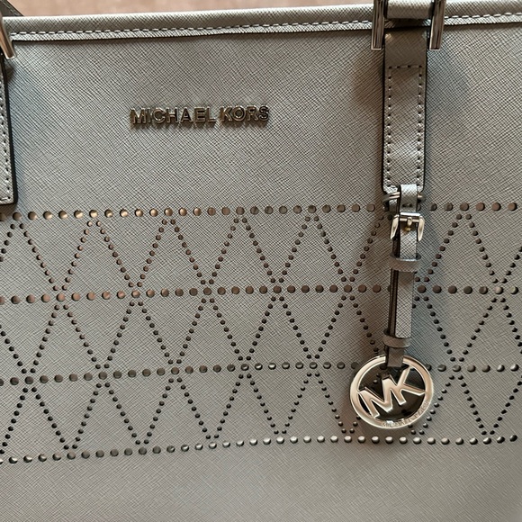 Michael Kors purse NWOT - Picture 4 of 11